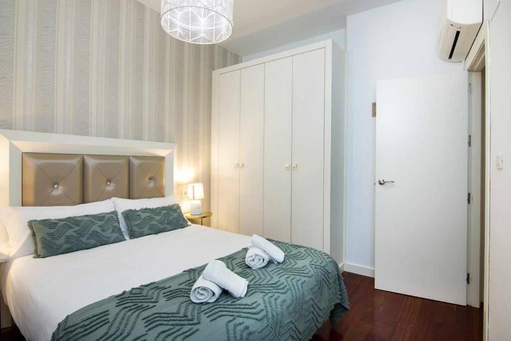 Eco Center Granatensis Catedral 2 Habitaciones Free Parking Гранада Екстериор снимка